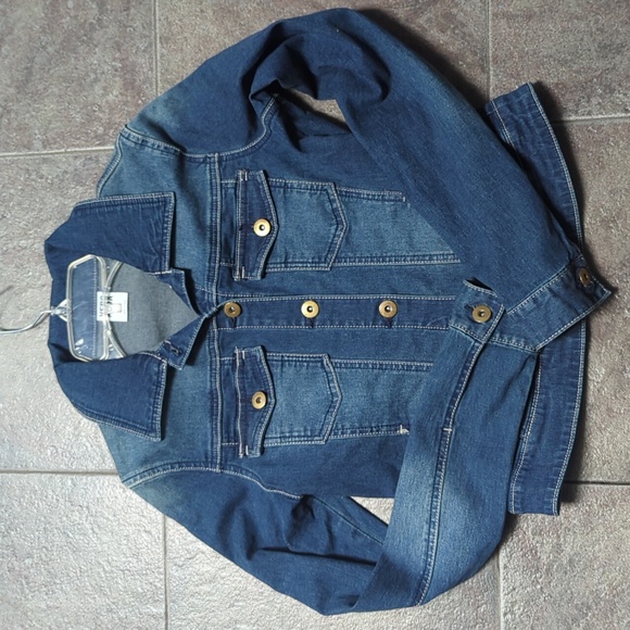 Denim jacket - Picture 1 of 4